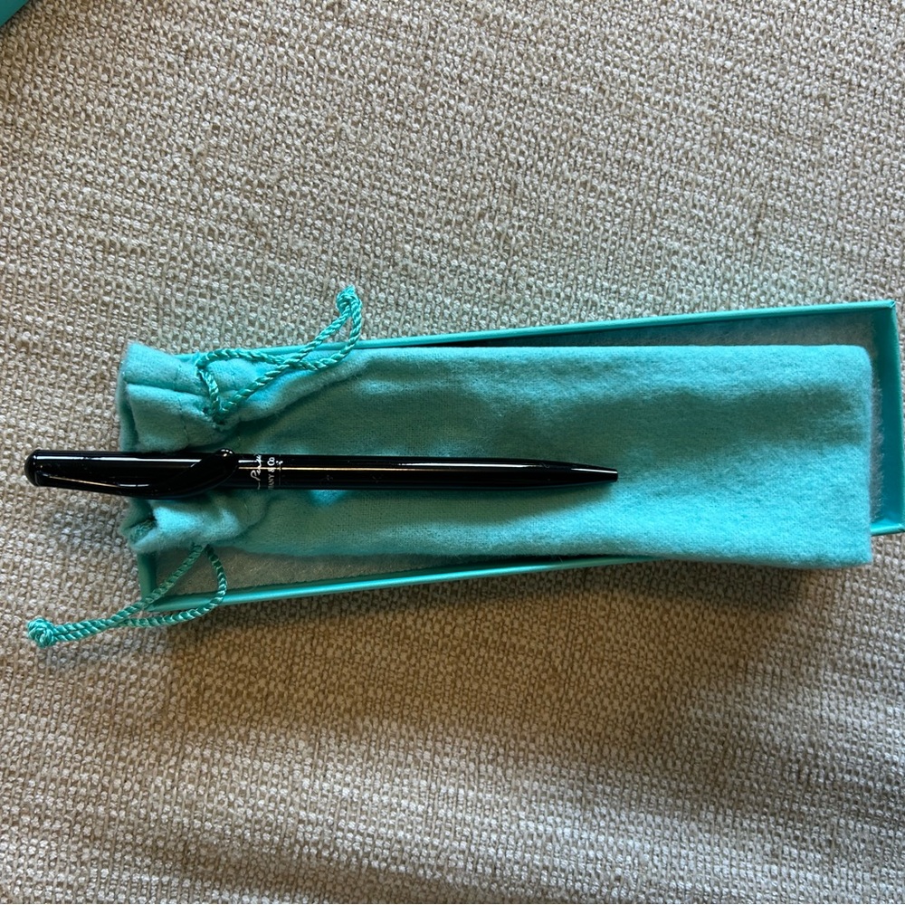 Tiffany & Co Elsa Peretti black retractable ballpoint pen